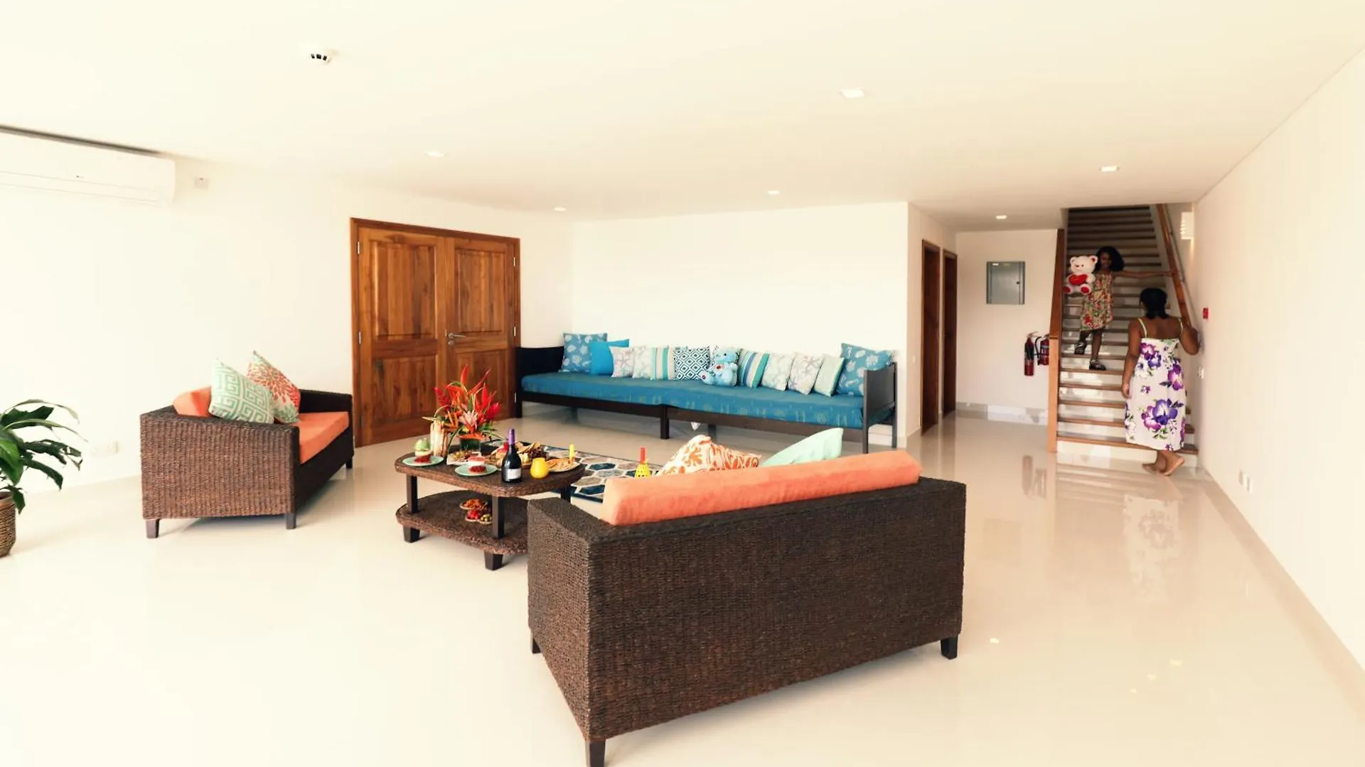 Apartment Cliffhanger Villas With Private Pool Misere